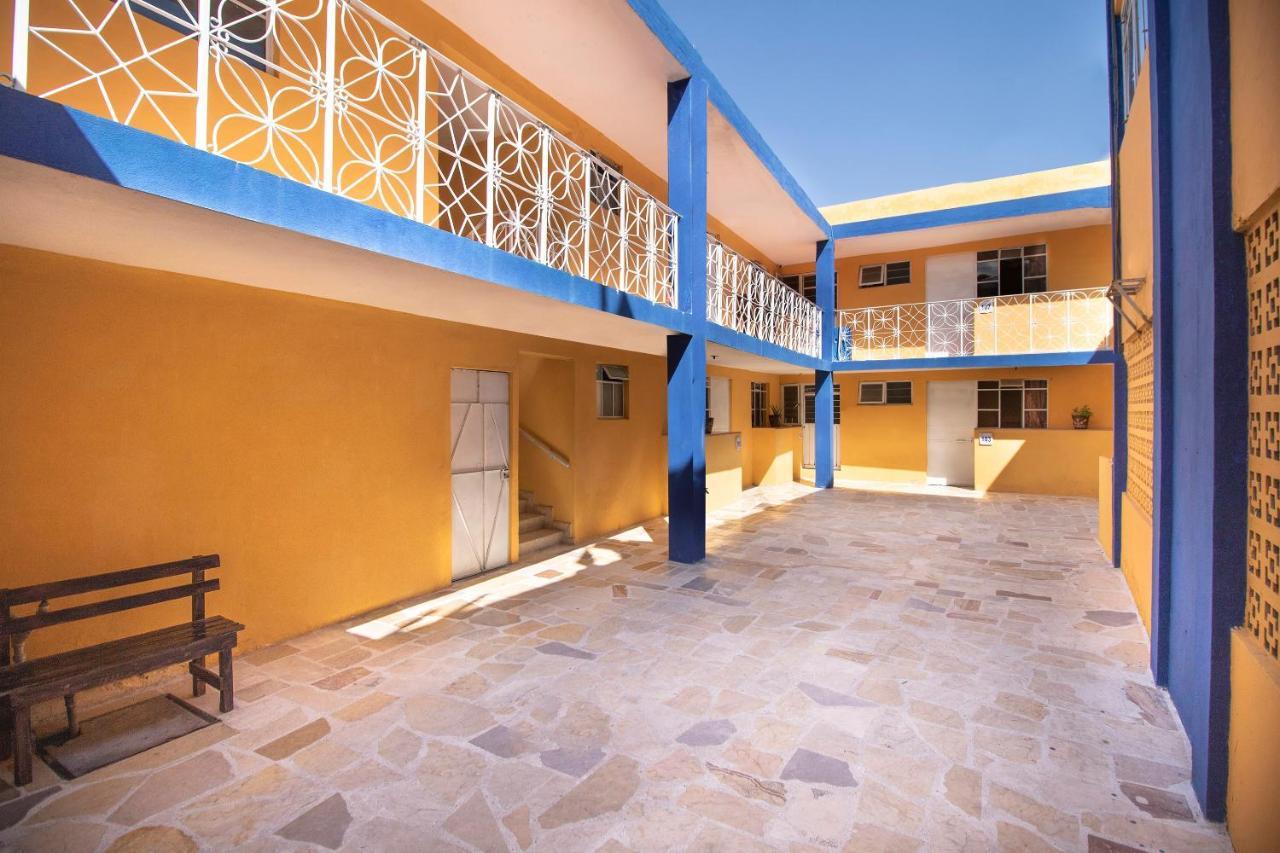 Hotel Casa De Huespedes Hidalgo Tehuacan Bagian luar foto