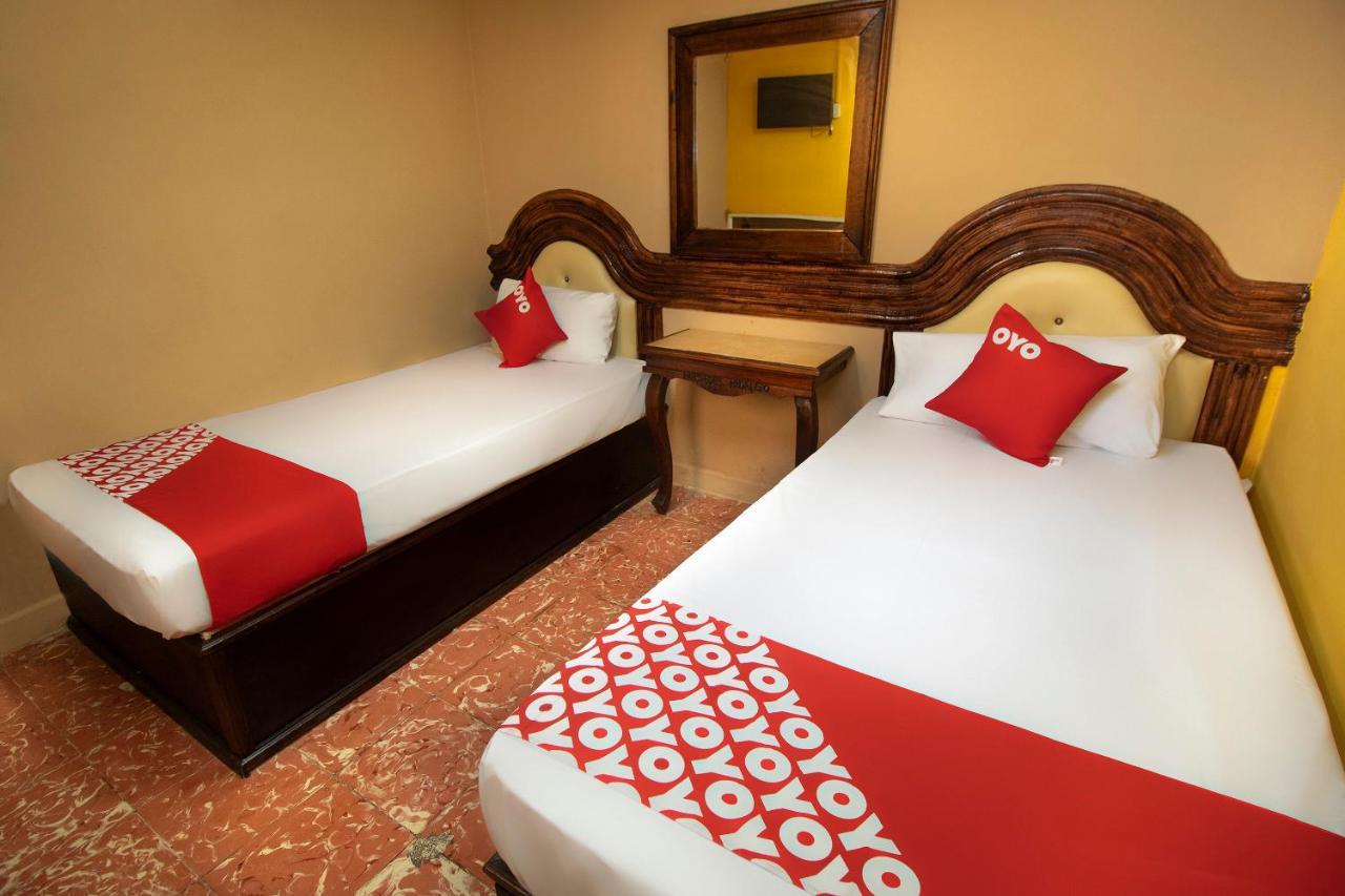 Hotel Casa De Huespedes Hidalgo Tehuacan Bagian luar foto