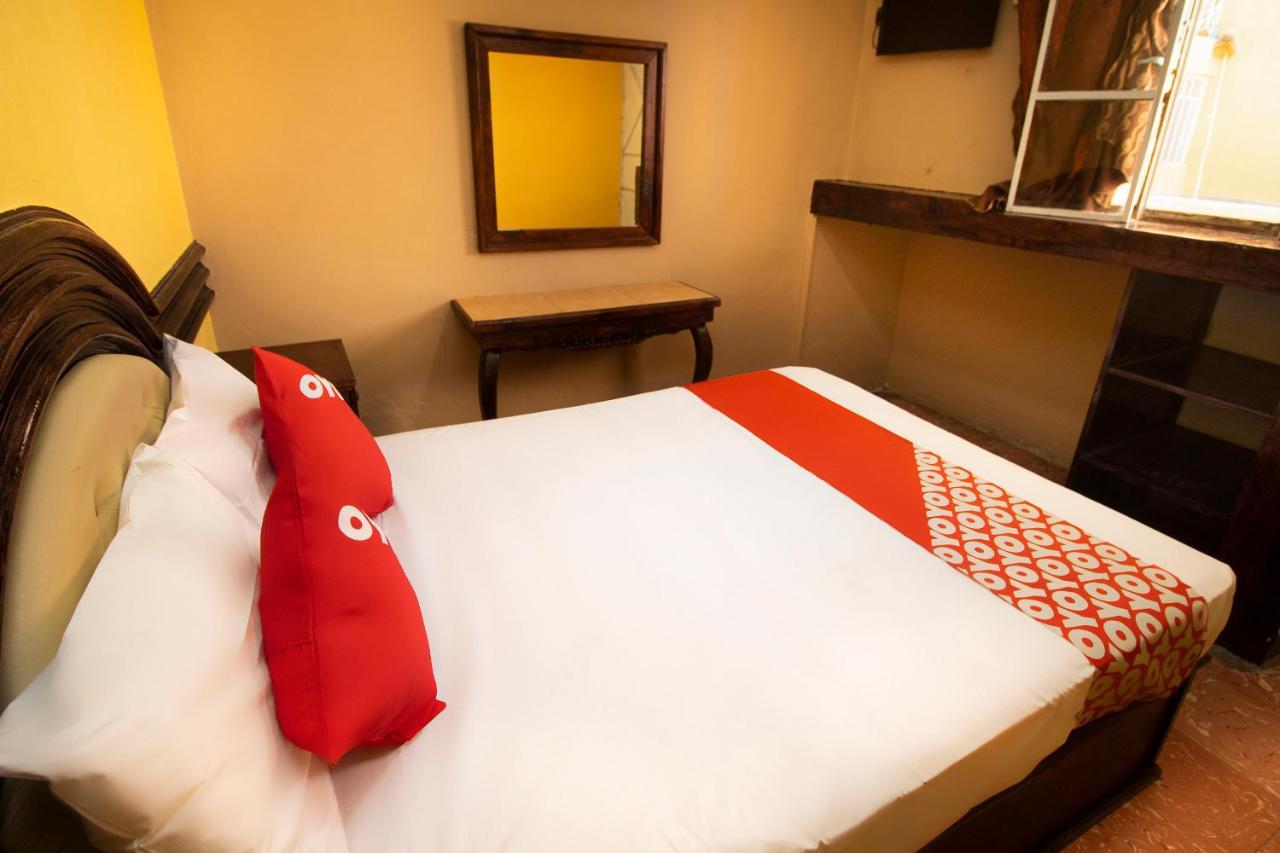 Hotel Casa De Huespedes Hidalgo Tehuacan Bagian luar foto