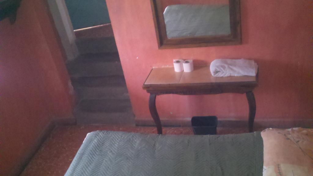 Hotel Casa De Huespedes Hidalgo Tehuacan Ruang foto