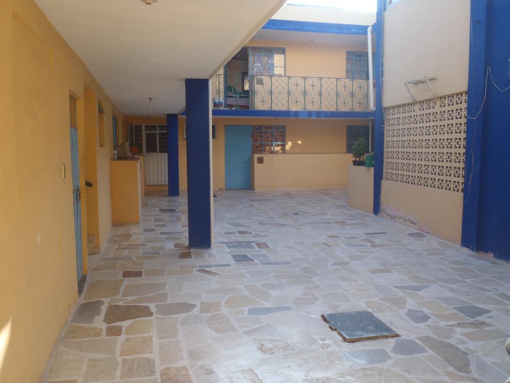 Hotel Casa De Huespedes Hidalgo Tehuacan Bagian luar foto