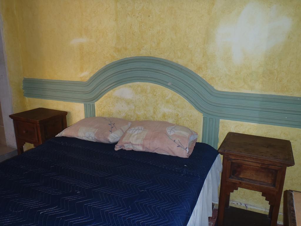 Hotel Casa De Huespedes Hidalgo Tehuacan Ruang foto